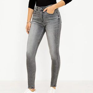 Loft Petite High Rise Sculpt Jeggings in Mid Grey Wash